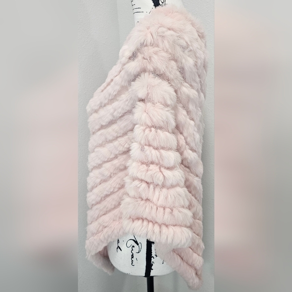 Christopher & Banks Women's Rabbit Fur Pink Poncho Shawl Sweater One Size EUC - Picture 4 of 14